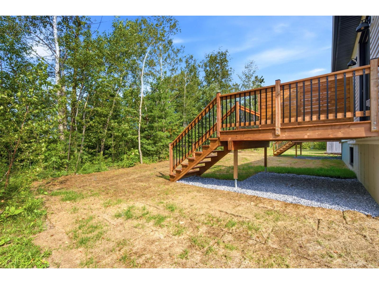 1495 Rue Bernier Property Photo 35