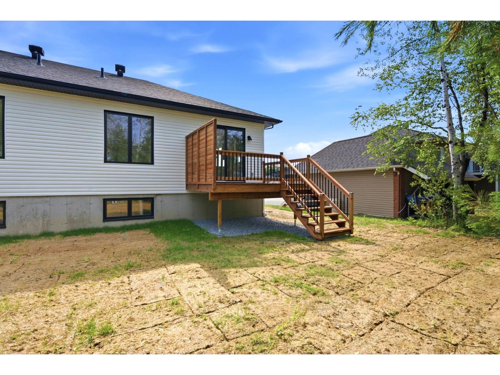 1495 Rue Bernier Property Photo 43