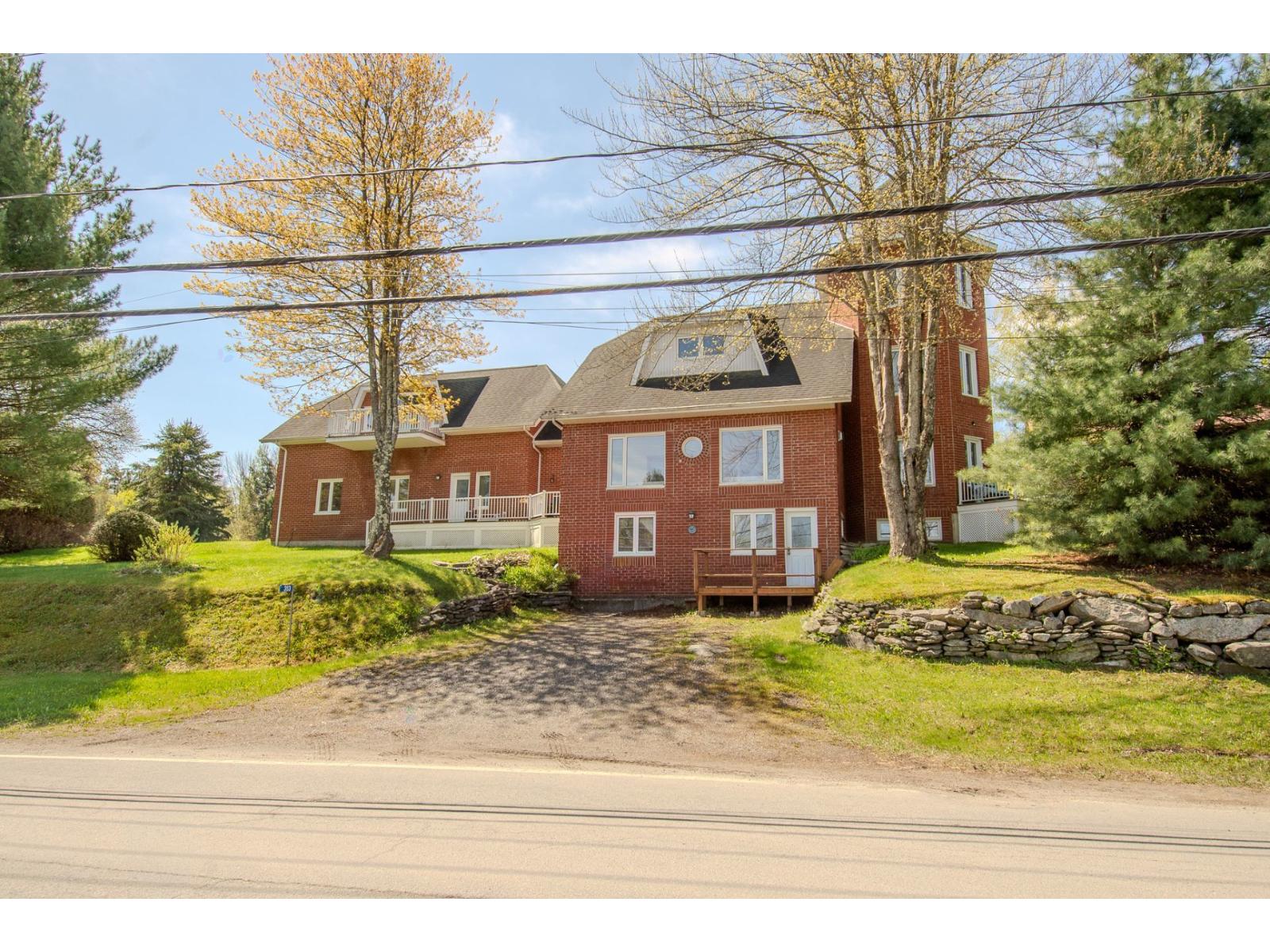 353 Ch. De Bondville Property Photo 1