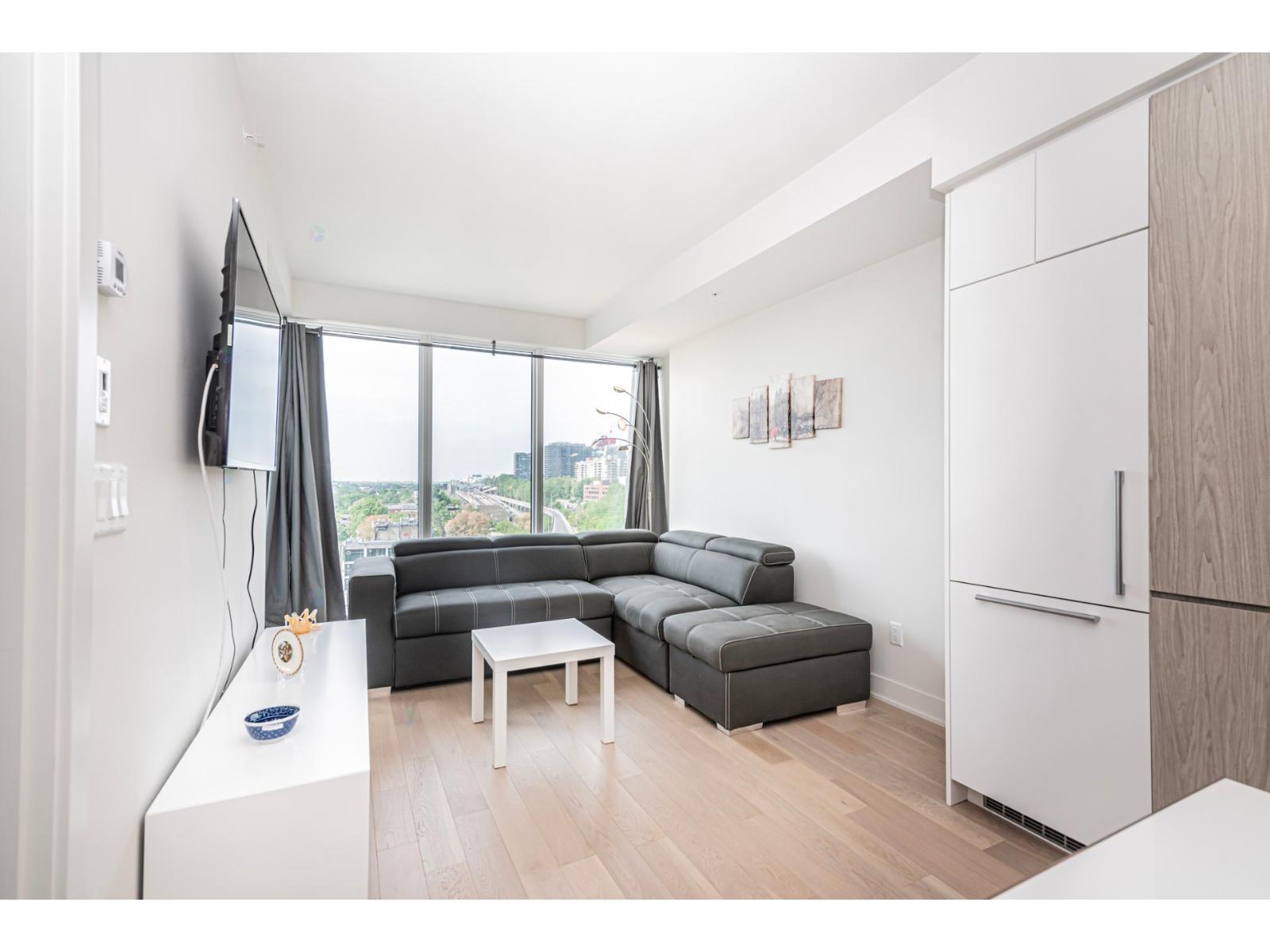 1288 Rue St-antoine O., #1212 Property Photo 35