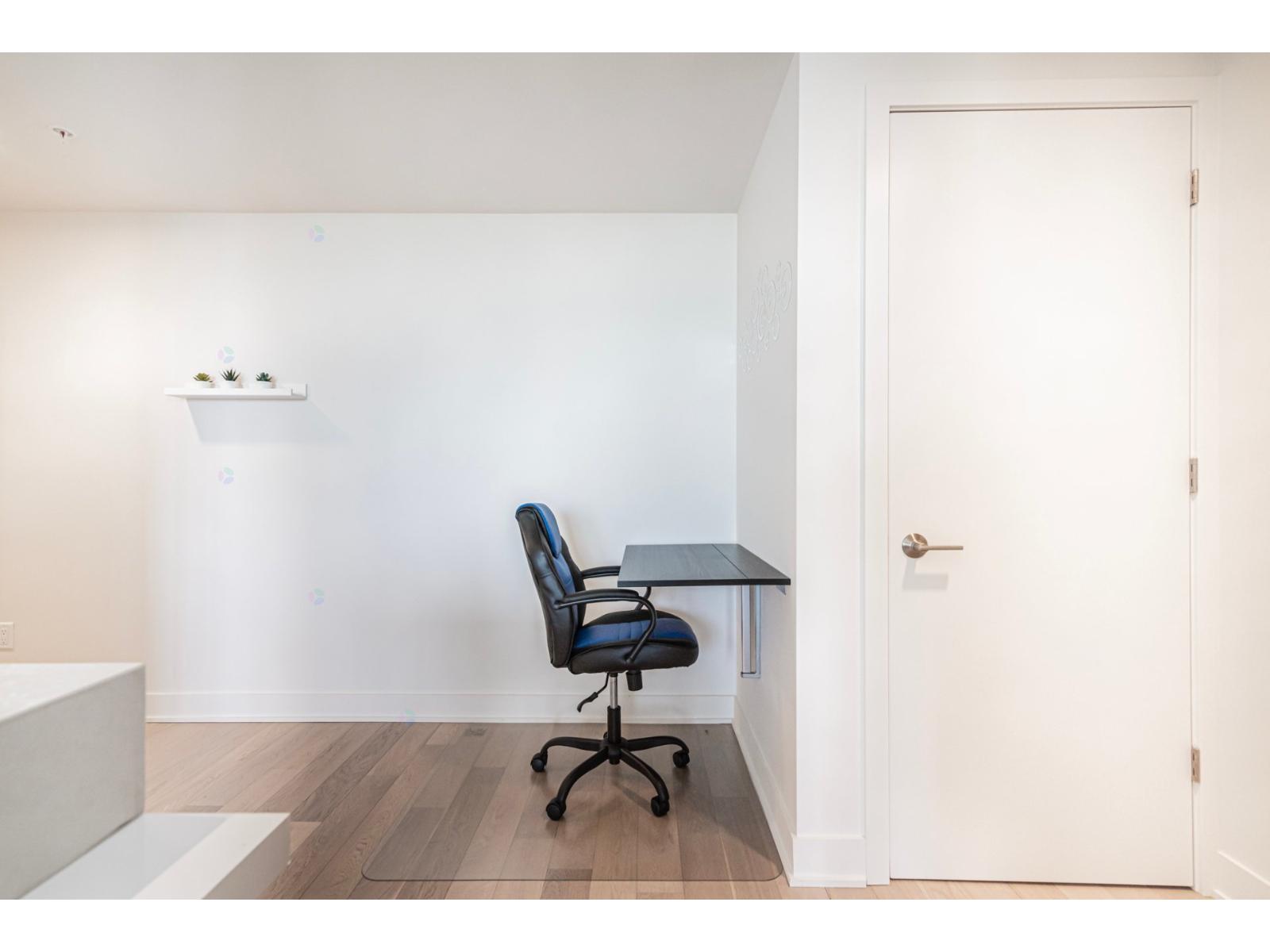 1288 Rue St-antoine O., #1212 Property Photo 42