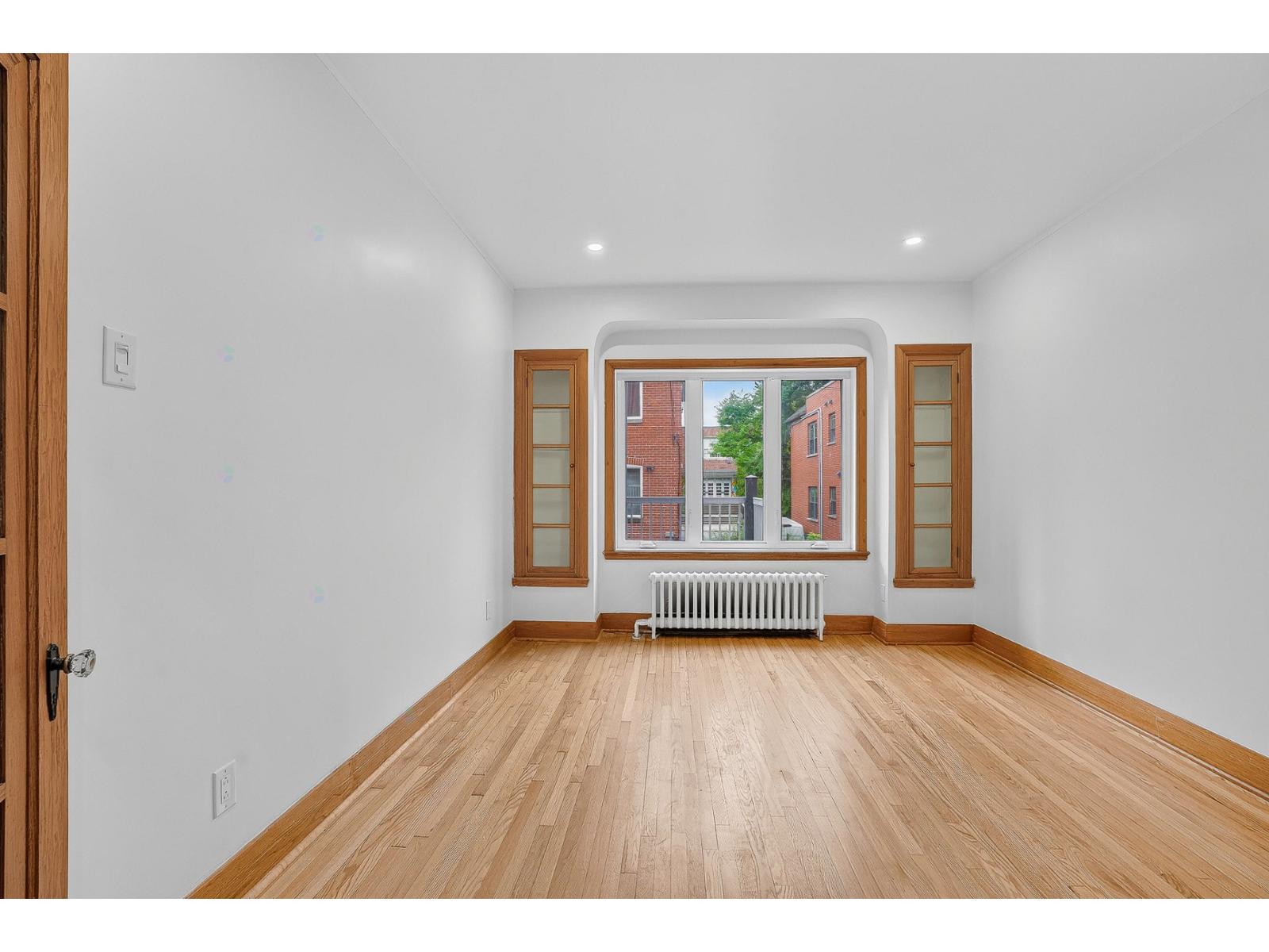 4856 Av. De Melrose Property Photo 11