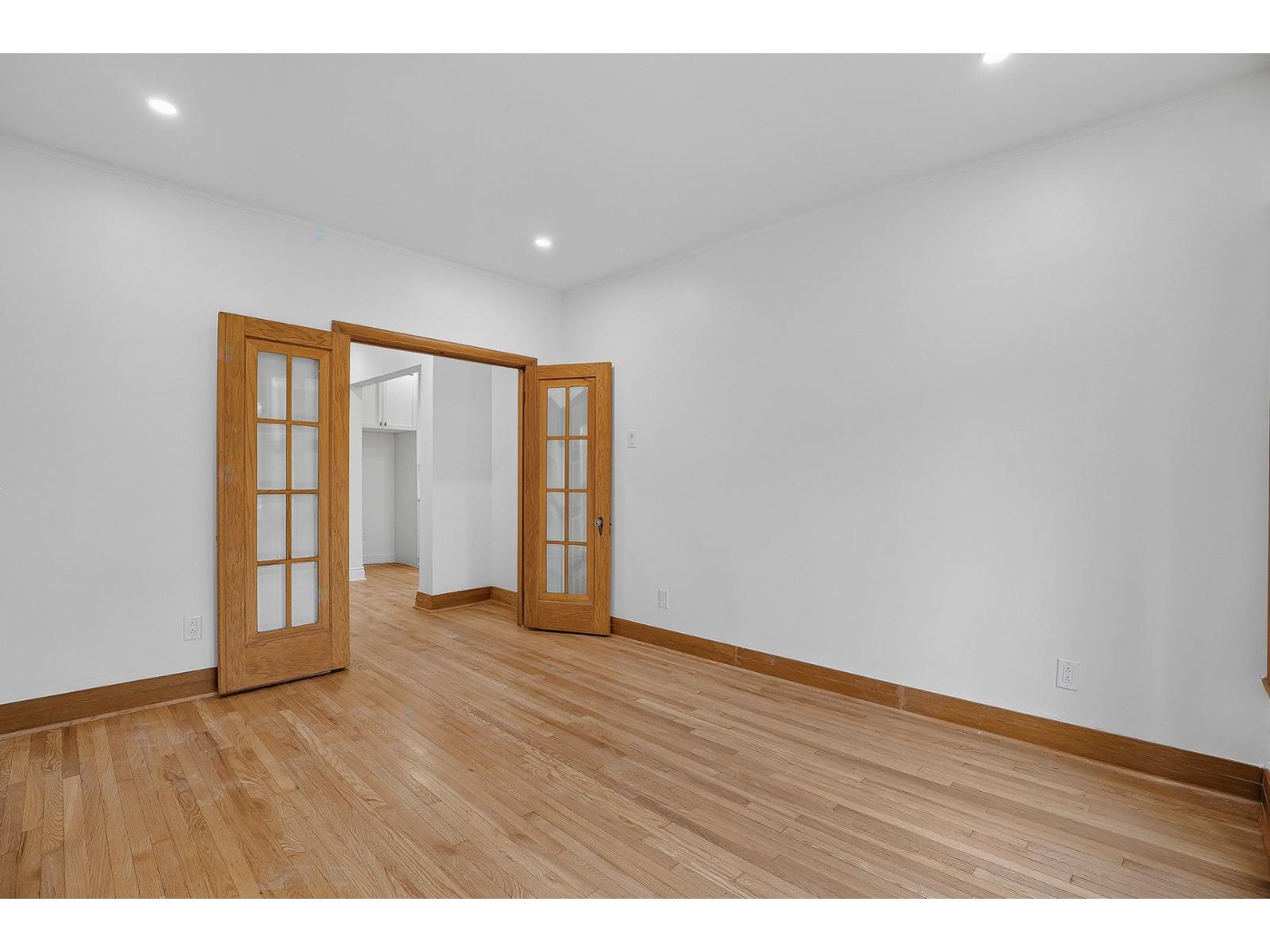 4856 Av. De Melrose Property Photo 12