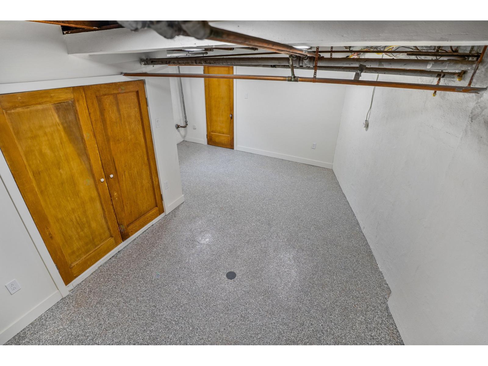 4856 Av. De Melrose Property Photo 31
