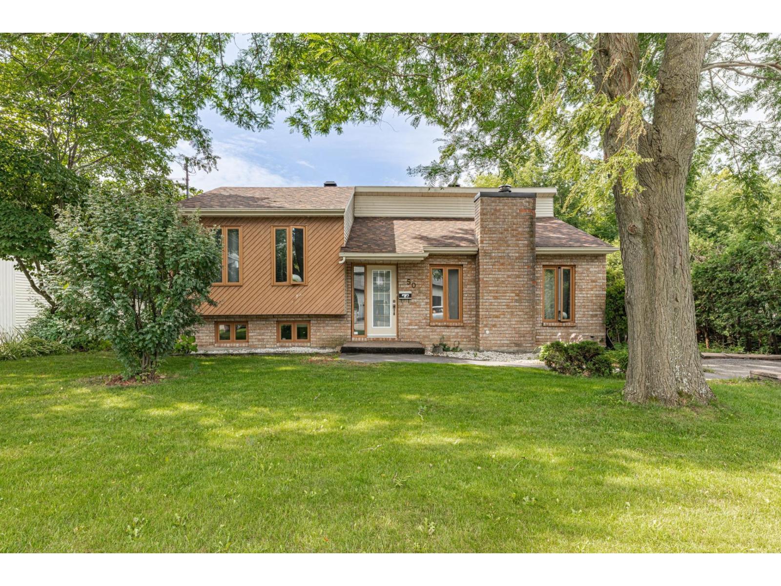 50 Rue Gilmour Property Photo 2