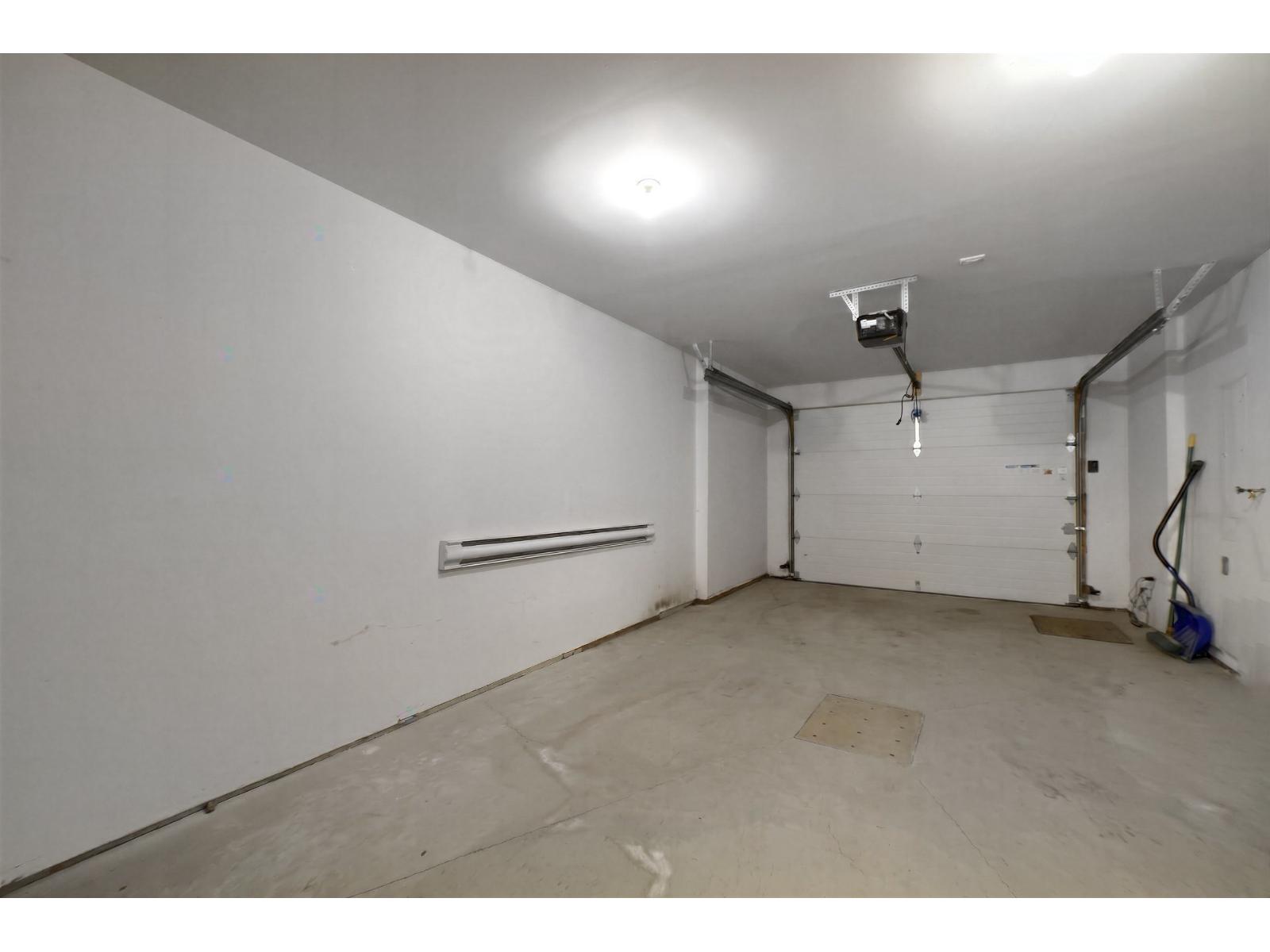 464 Av. Jenkins Property Photo 31