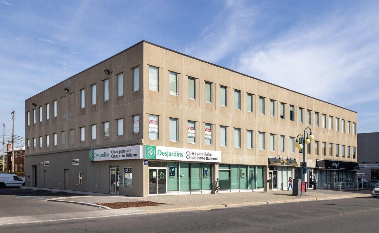 5151 Rue Jean-Talon E., #240 Property Photo 1