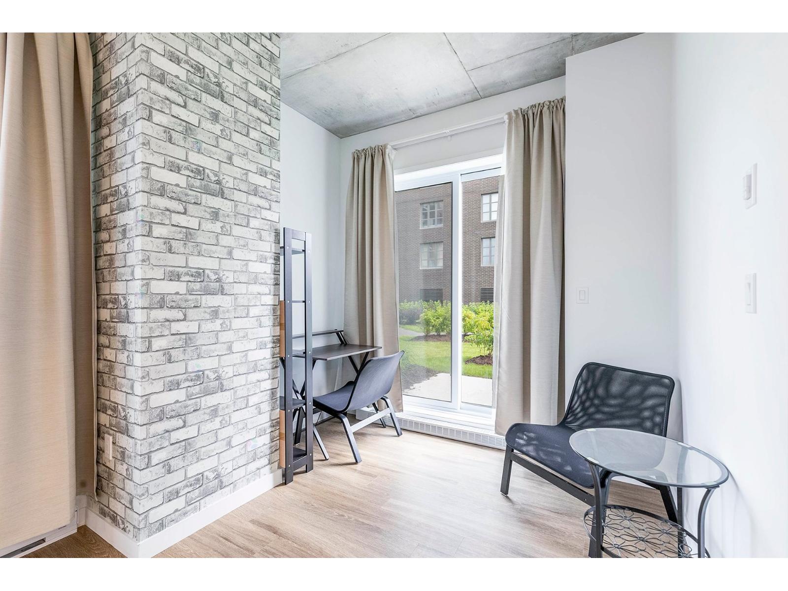 5250 Boul. Henri-bourassa O., #101 Property Photo 14