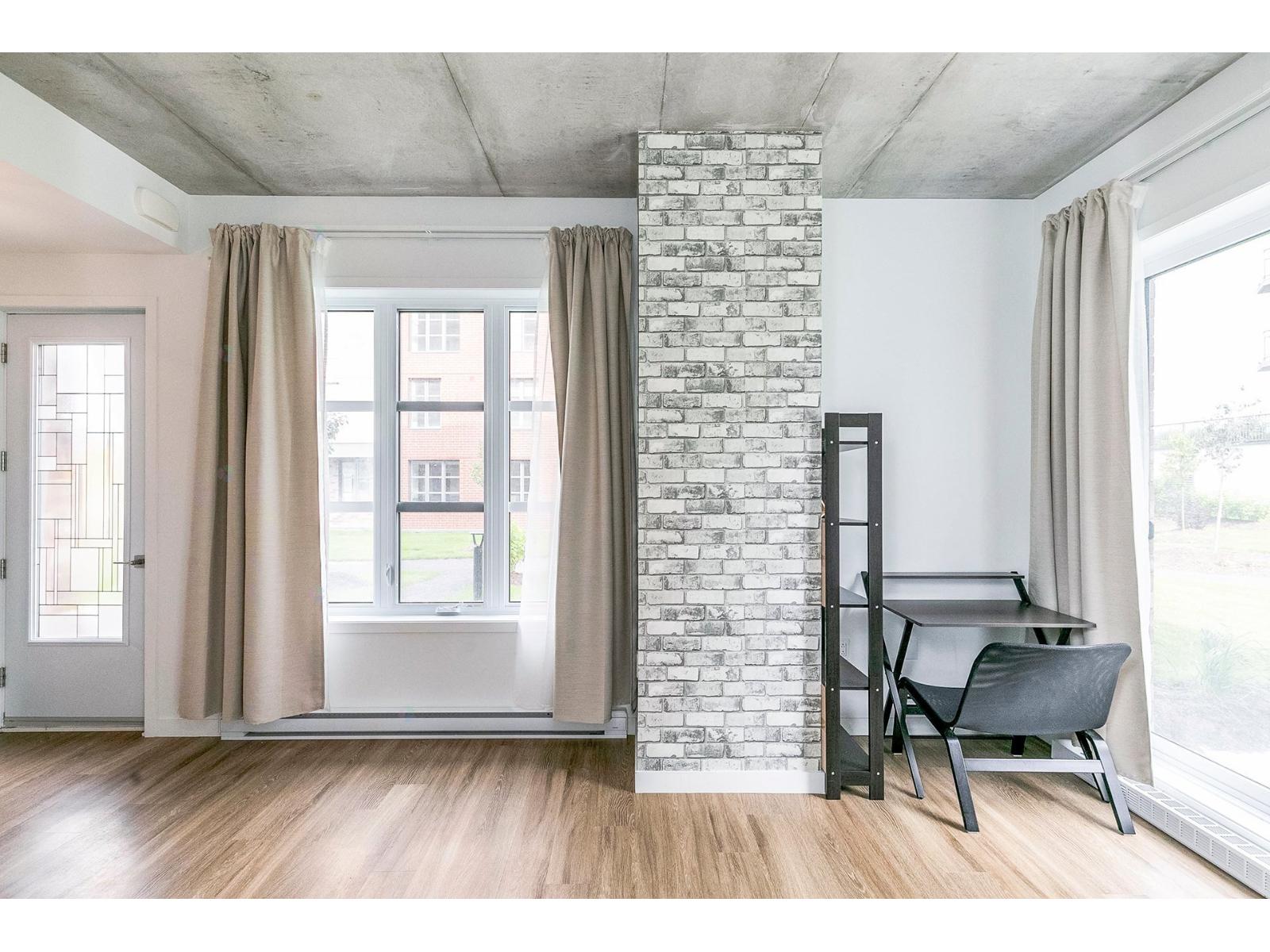 5250 Boul. Henri-bourassa O., #101 Property Photo 18