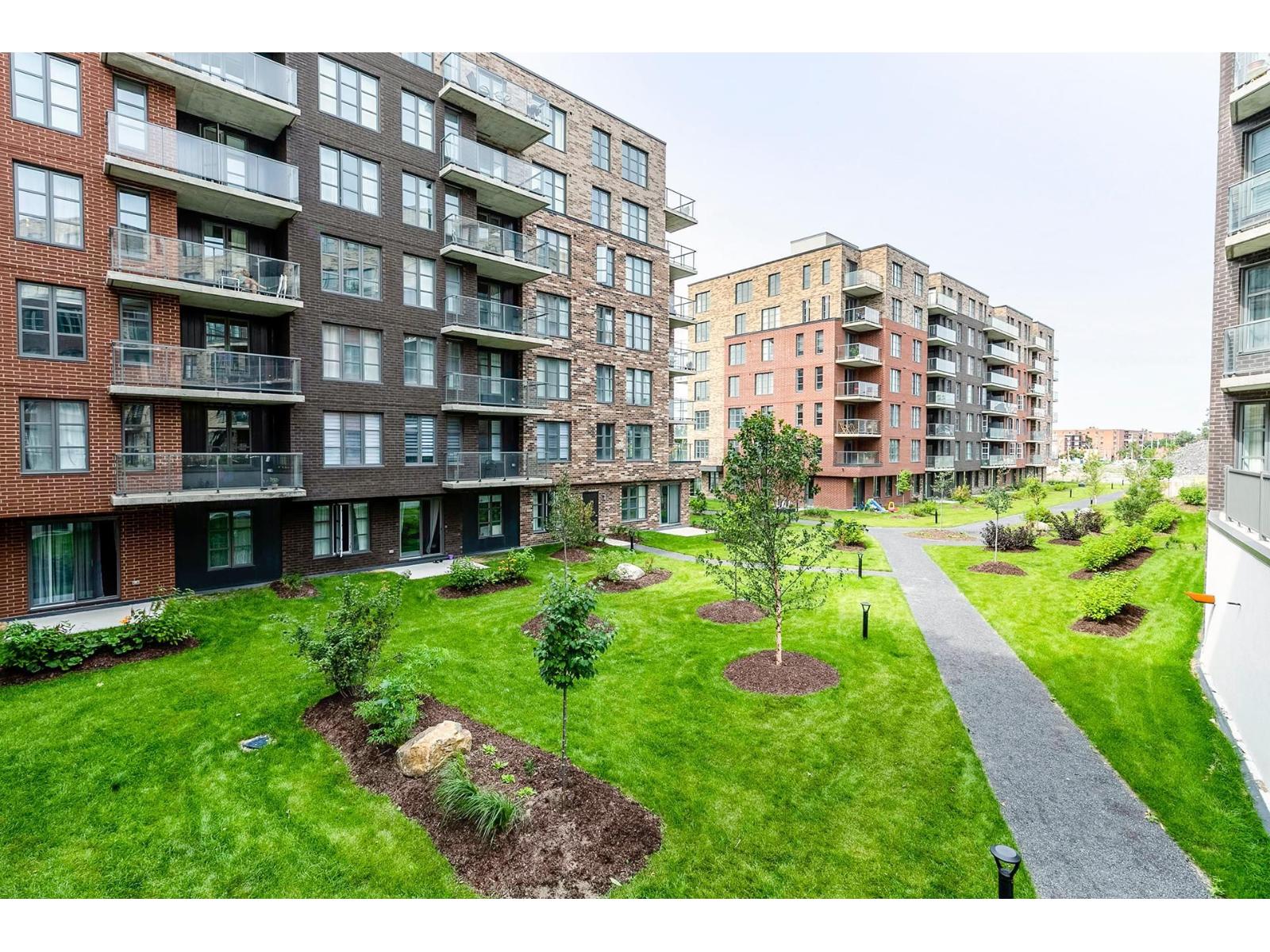5250 Boul. Henri-bourassa O., #101 Property Photo 37