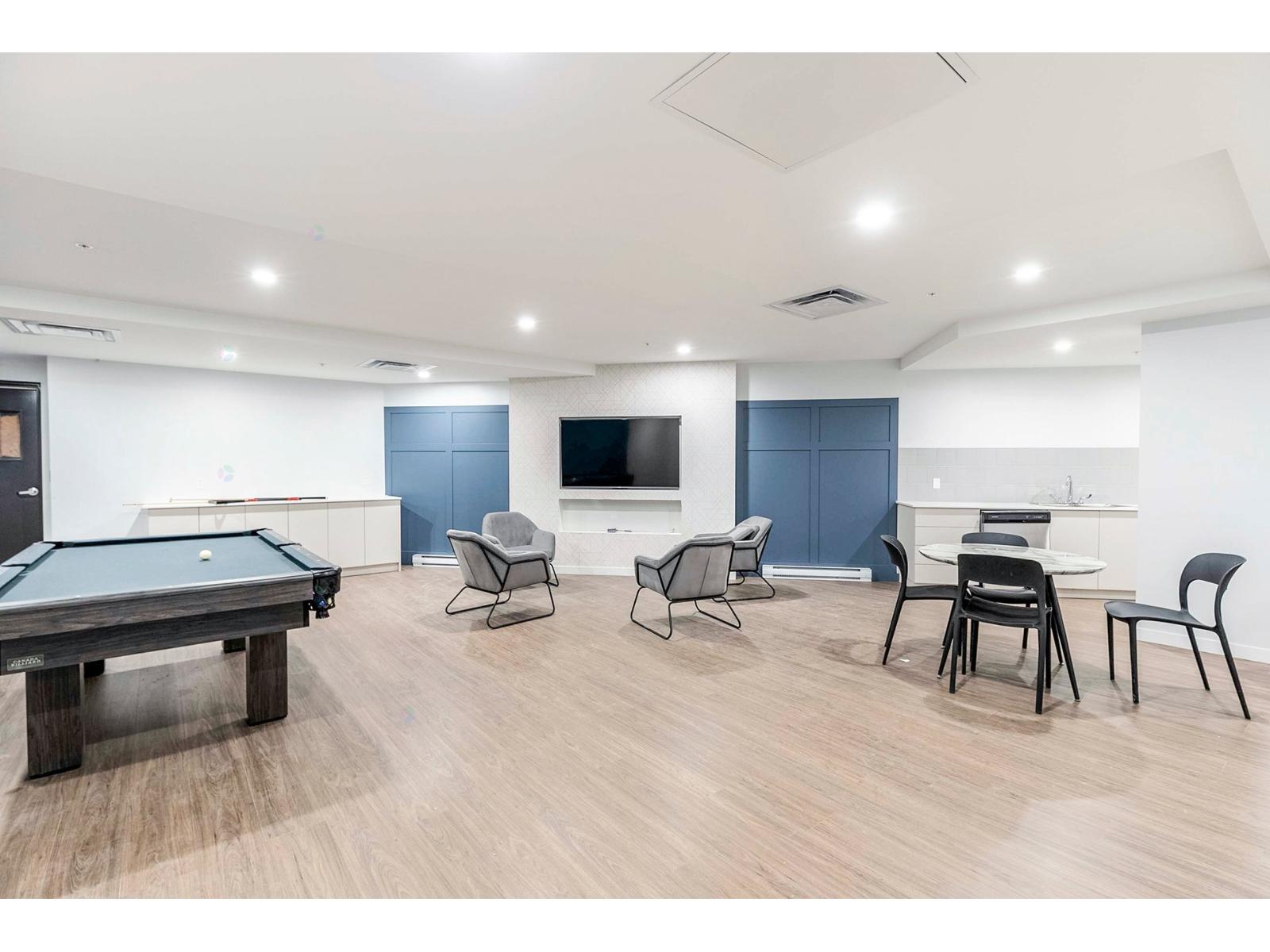 5250 Boul. Henri-bourassa O., #101 Property Photo 45