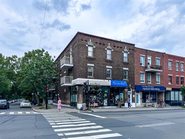 1251-1255 Rue Beaubien E. Property Photo 2