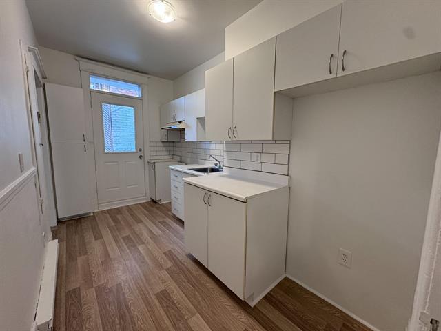 1251-1255 Rue Beaubien E. Property Photo 7