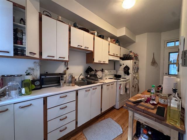 1251-1255 Rue Beaubien E. Property Photo 16