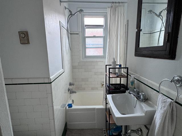 1251-1255 Rue Beaubien E. Property Photo 24
