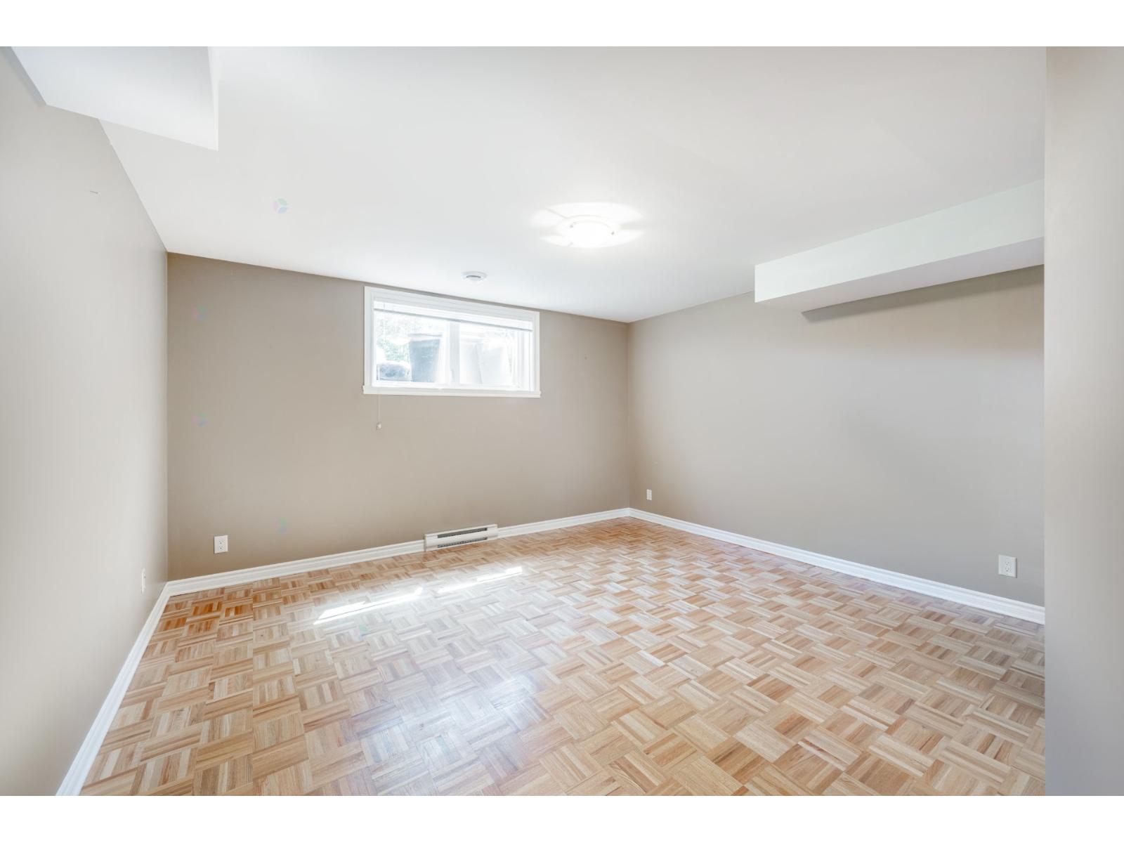 8673 Av. San-francisco Property Photo 53