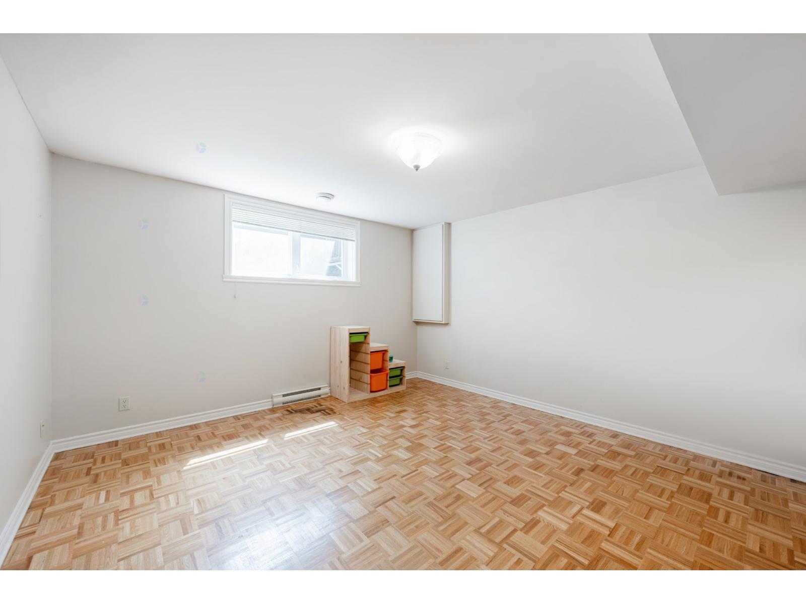 8673 Av. San-francisco Property Photo 54