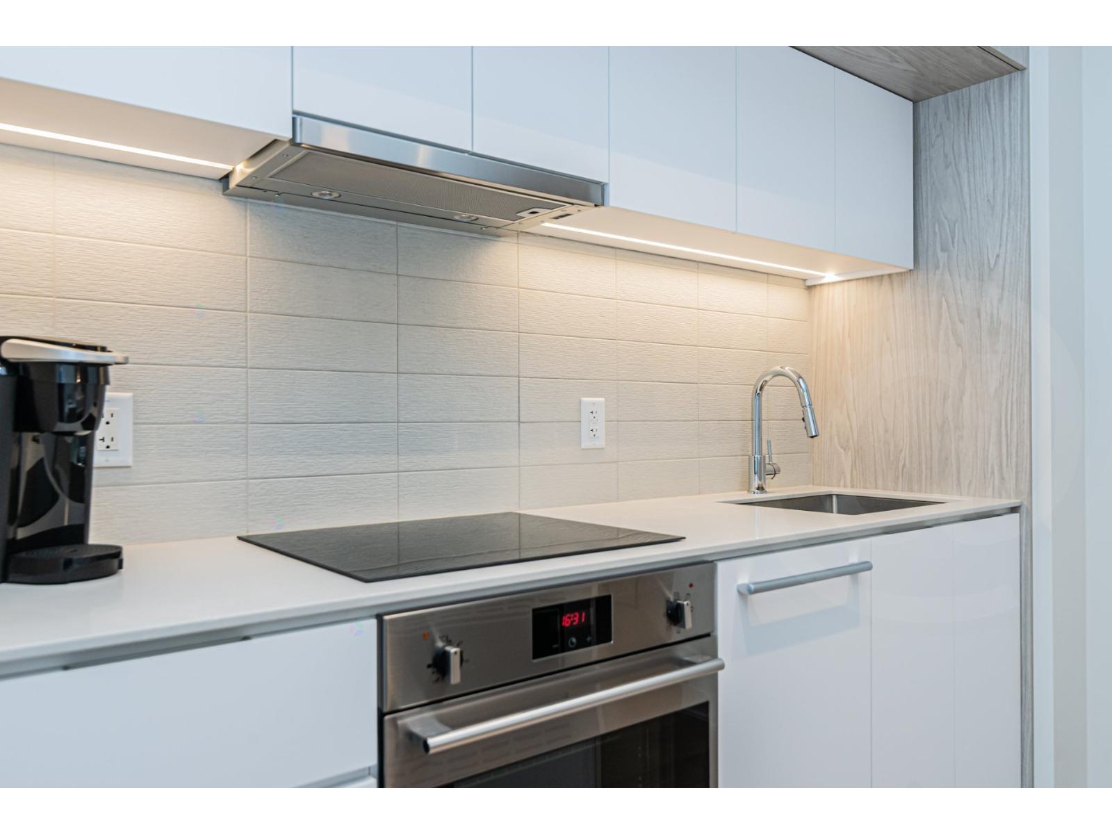 1288 Rue St-antoine O., #3105 Property Photo 9