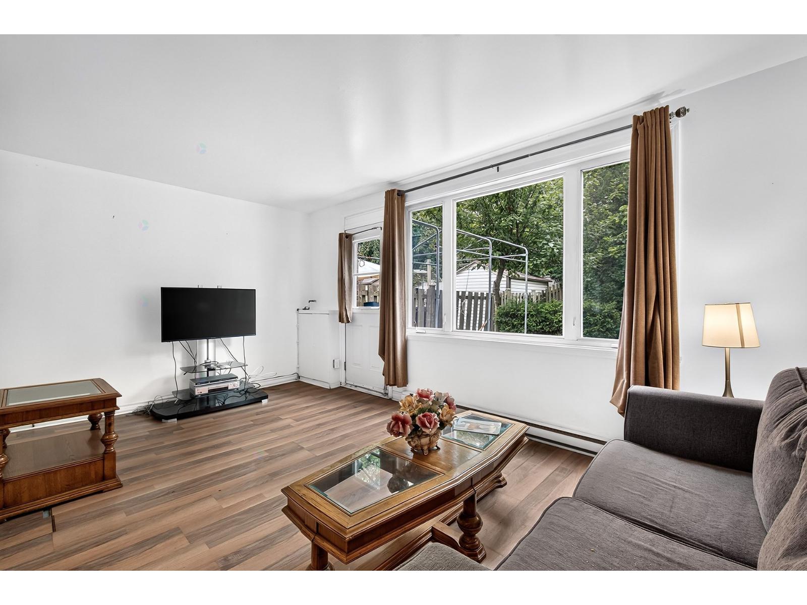 200 Tsse Fleurie Property Photo 11