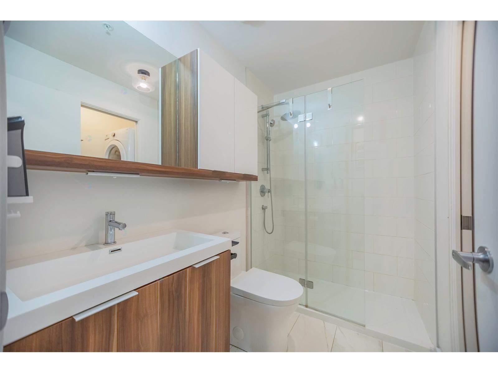 566 Rue Nicolet, #301 Property Photo 12