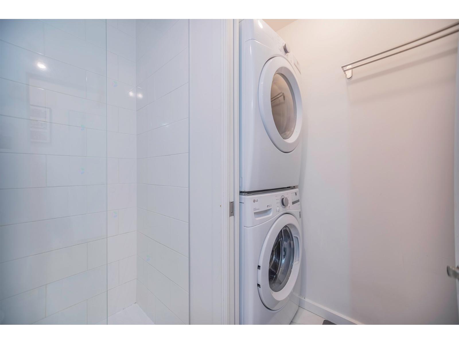 566 Rue Nicolet, #301 Property Photo 13