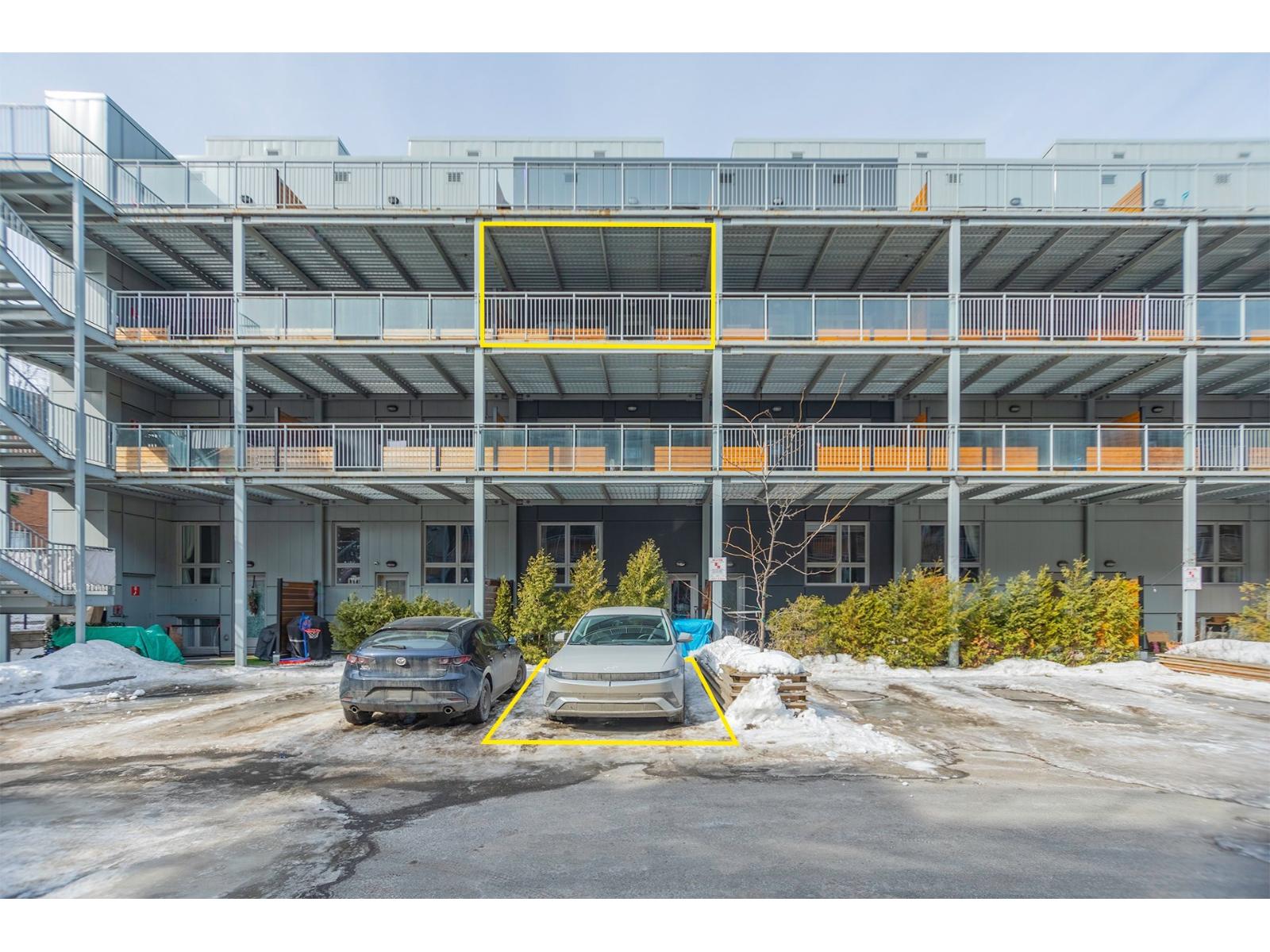 566 Rue Nicolet, #301 Property Photo 24