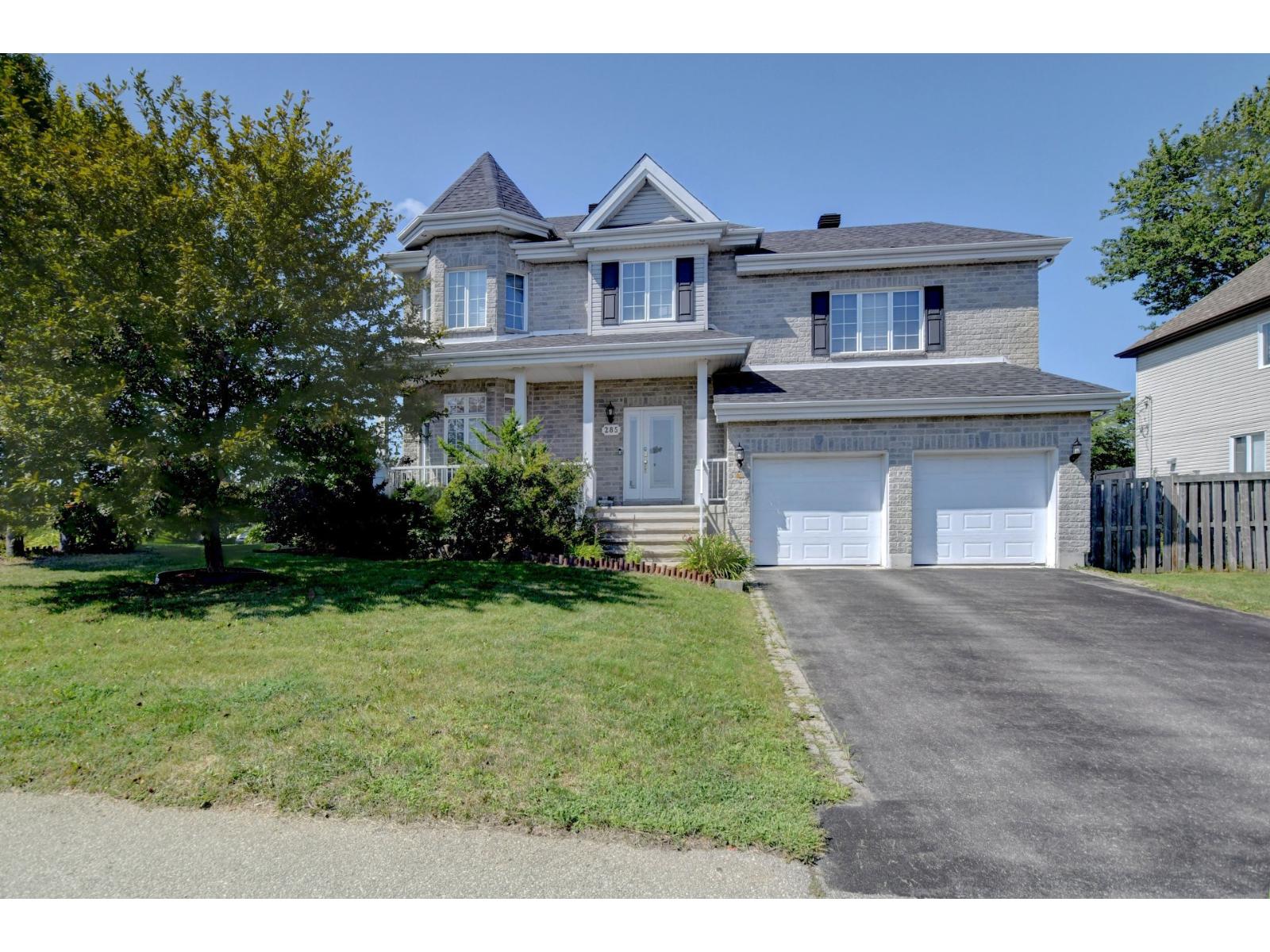 285 Boul. Pincourt Property Photo 1