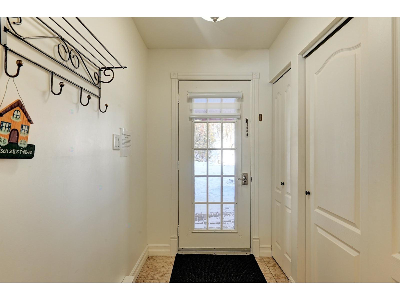 82 Rue Desjardins, 127 Property Photo 8