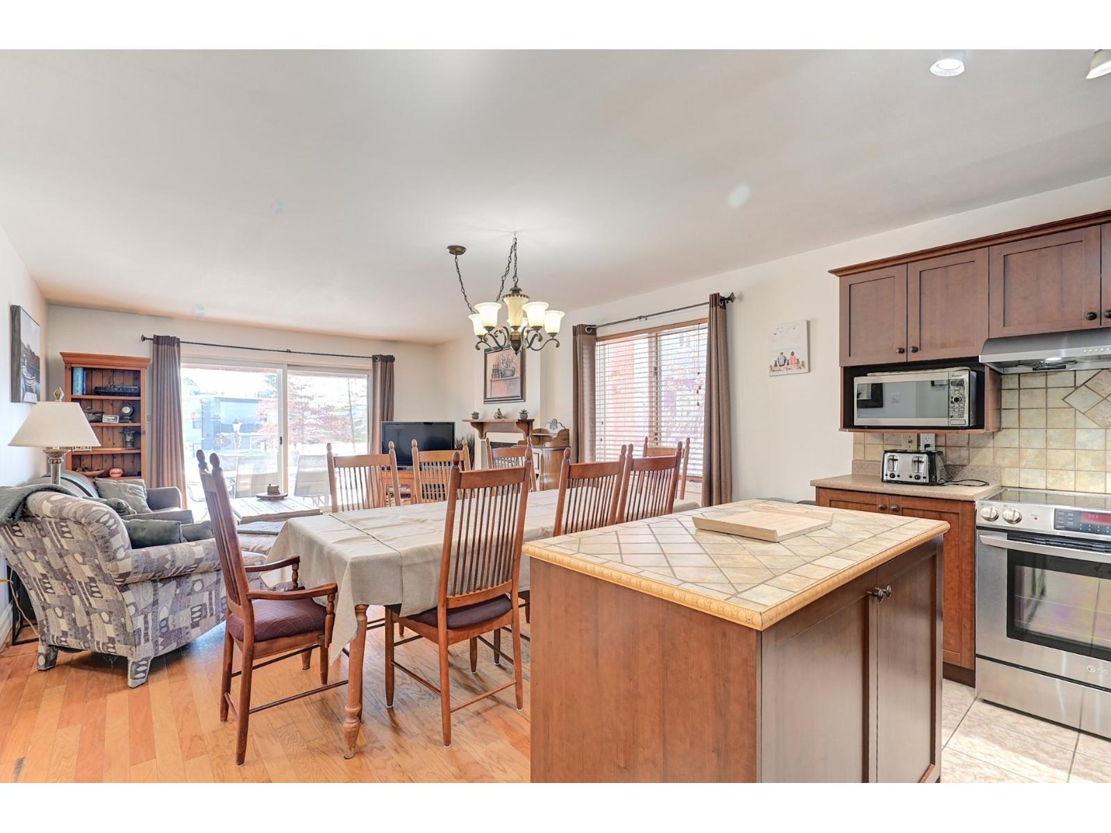 82 Rue Desjardins, 127 Property Photo 11