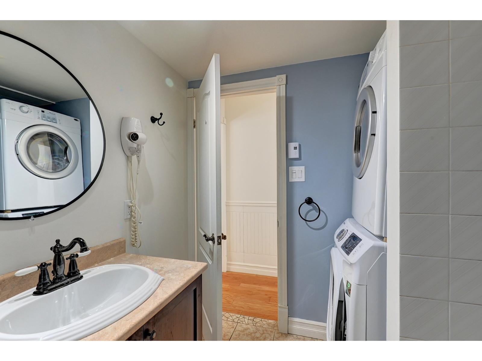 82 Rue Desjardins, 127 Property Photo 18