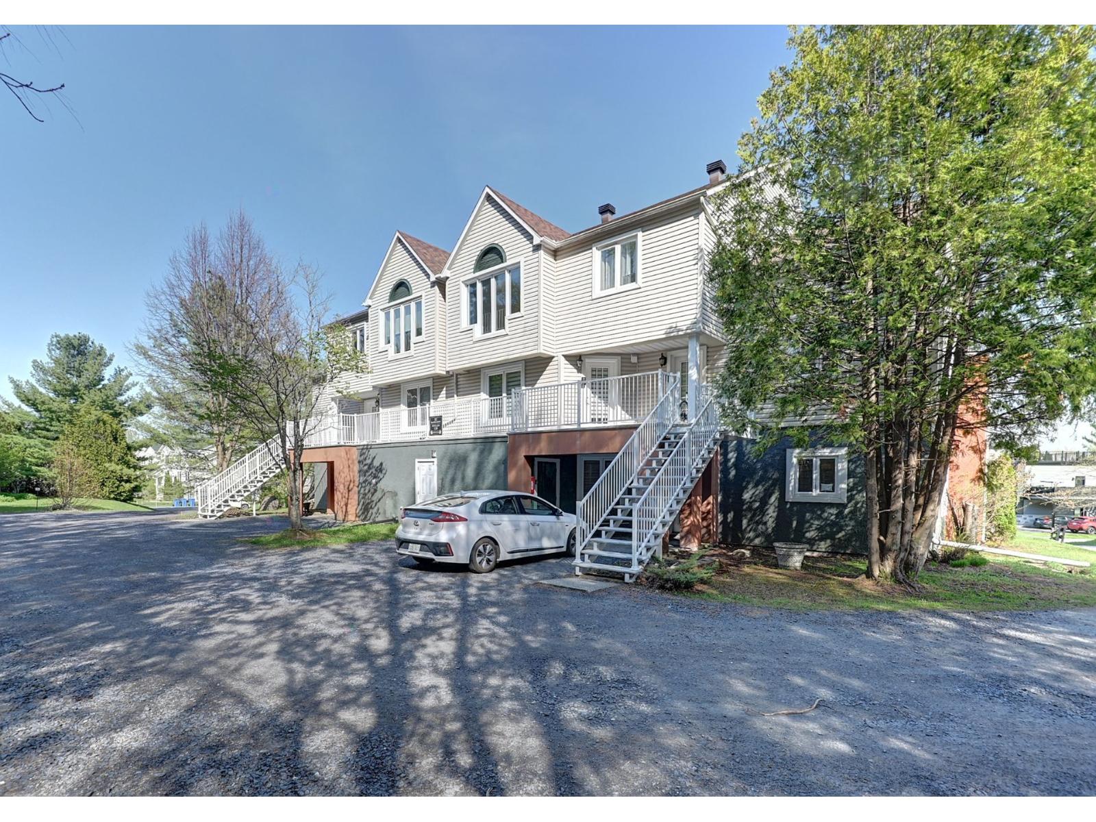 82 Rue Desjardins, 127 Property Photo 27