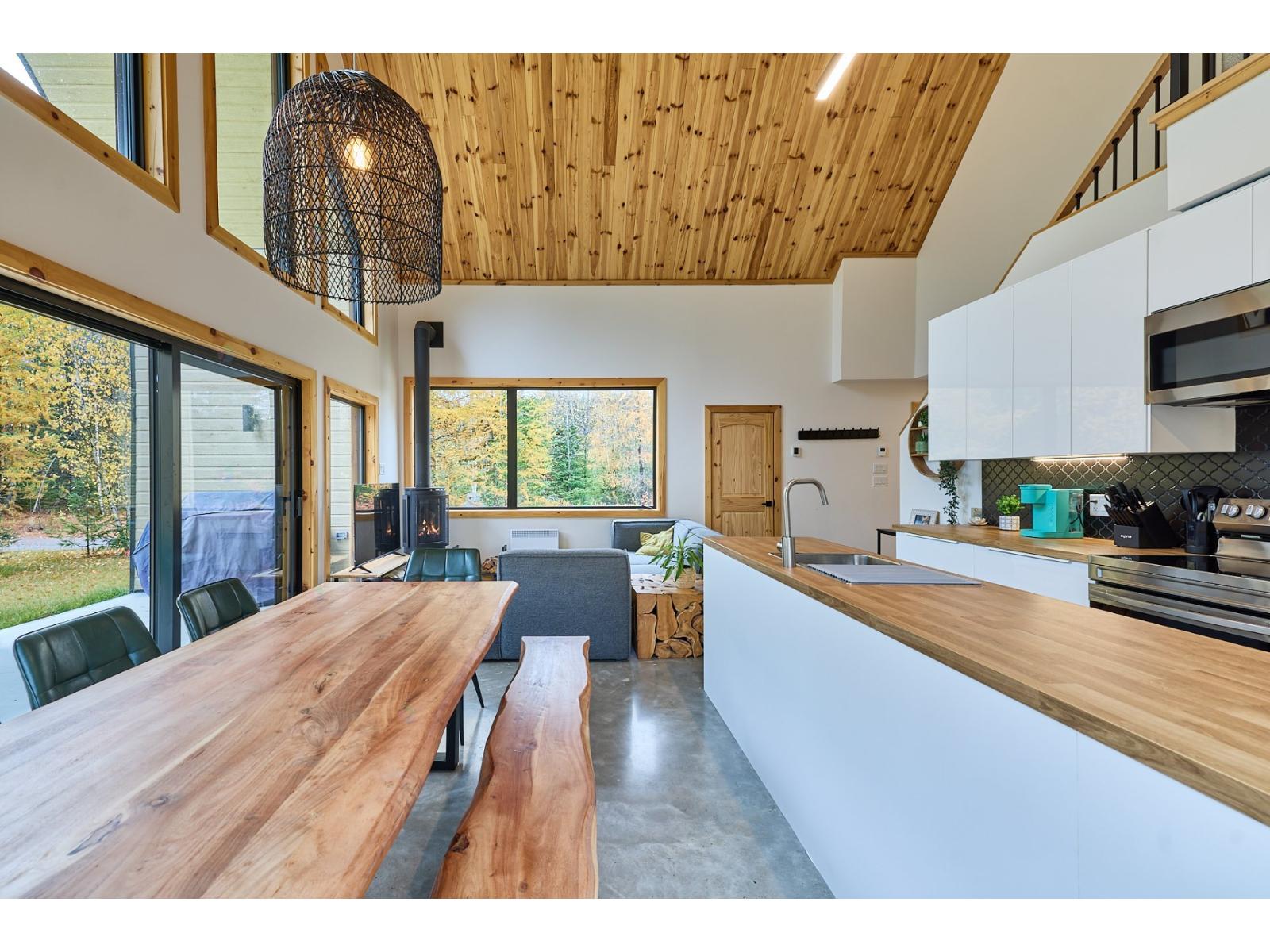 3 Ch. Du Ruisseau Property Photo 11