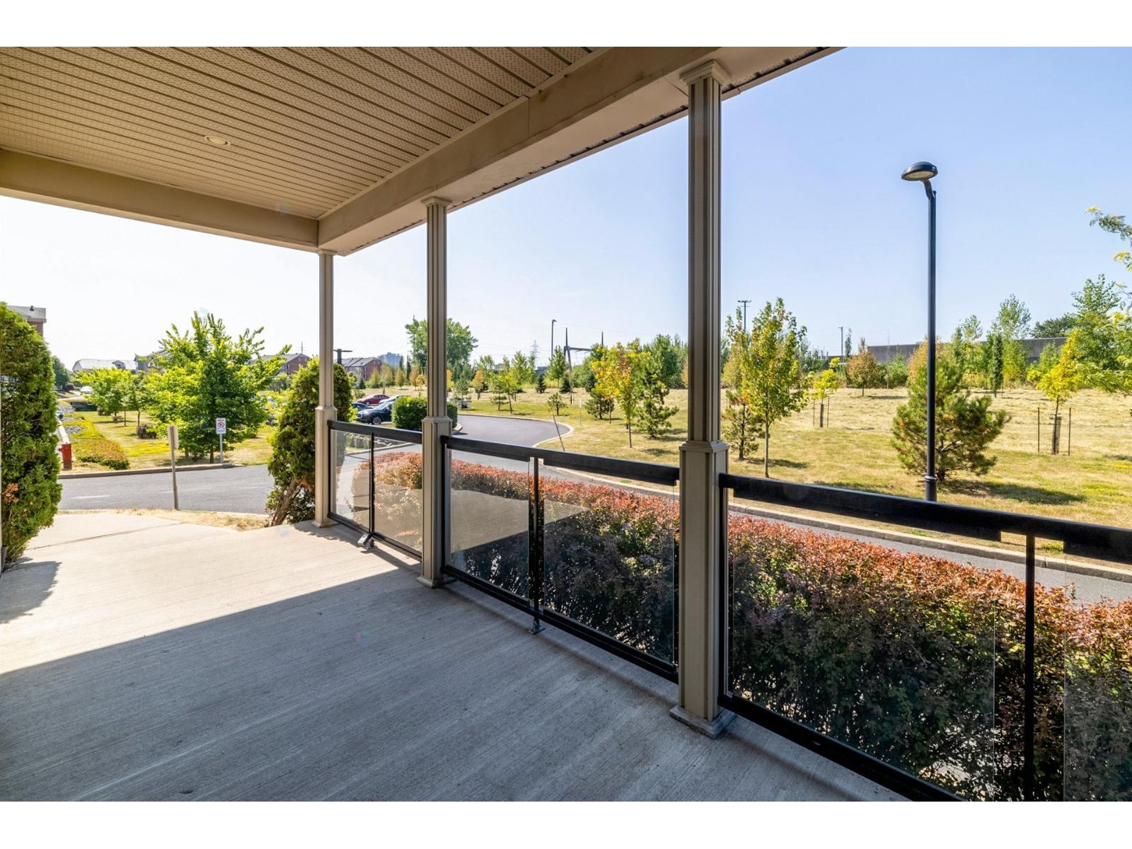 6290 Boul. Chevrier, #111 Property Photo 32