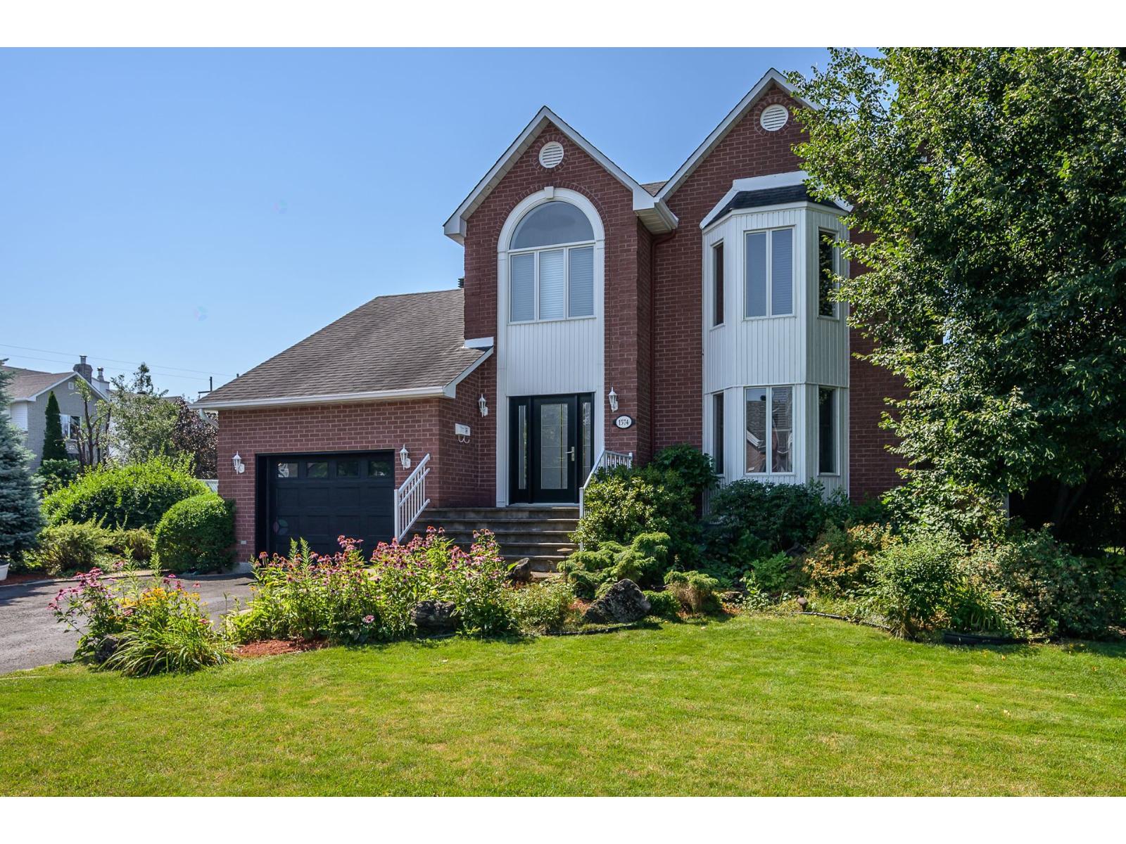 1574 Rue Ferdinand-lespérance Property Photo 1
