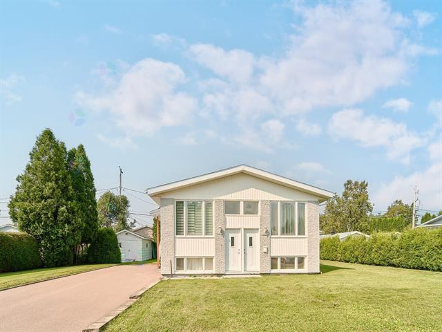 4214Z-4216Z Rue des Merisiers Property Photo 1