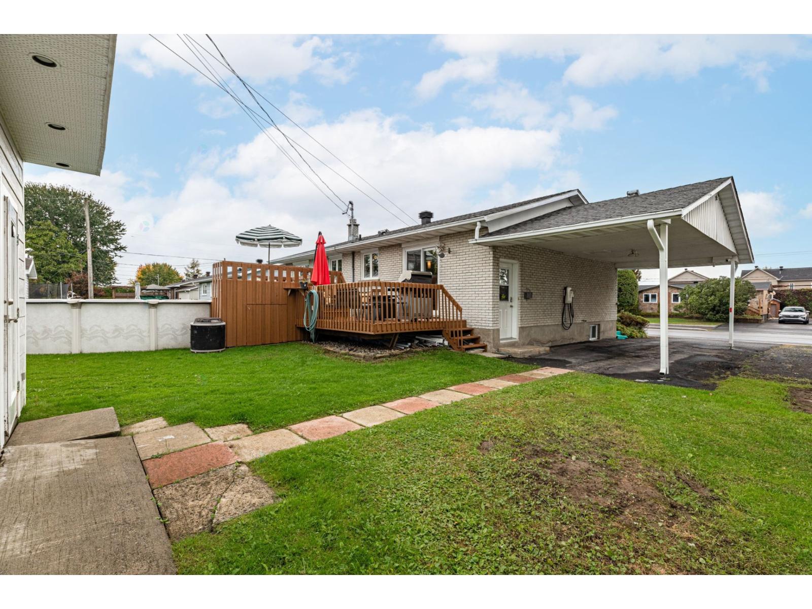 282 Rue De Carillon Property Photo 35