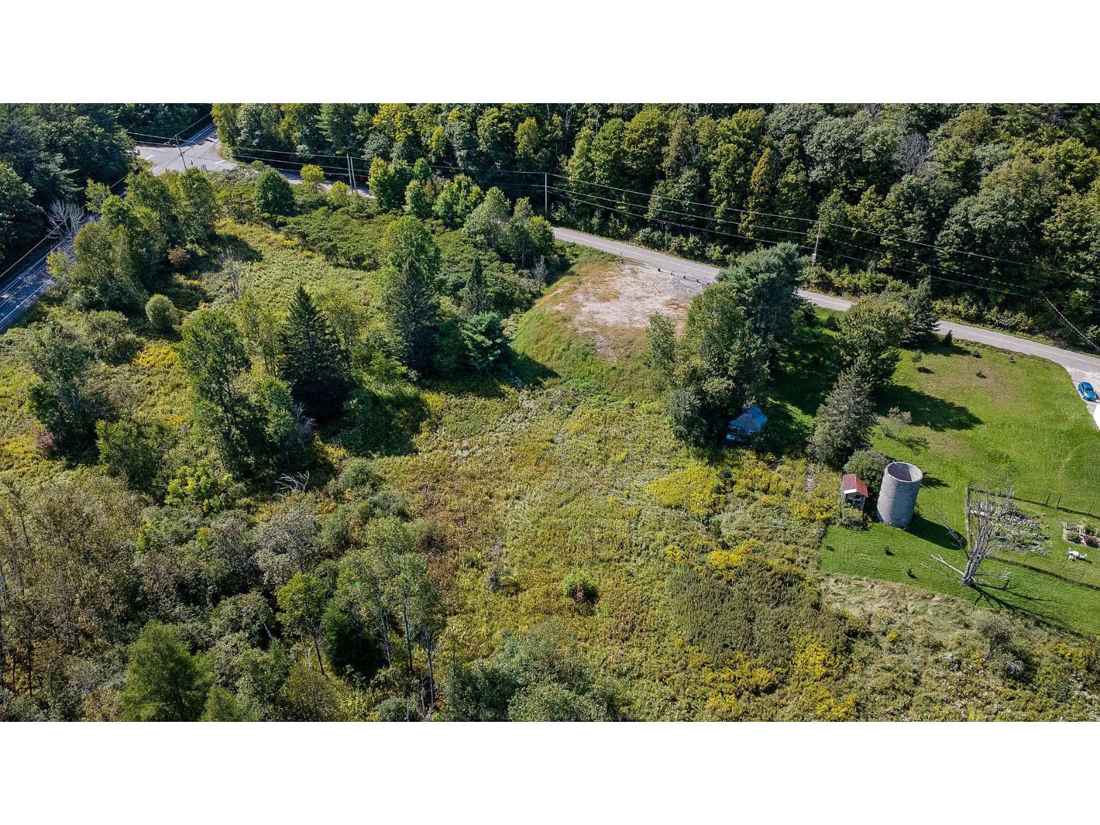 Ch. Sabourin Property Photo 8