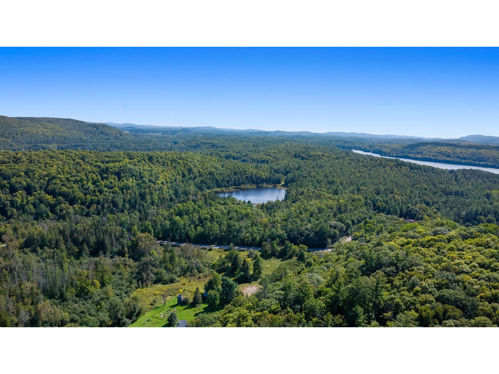 Ch. Sabourin Property Photo 12