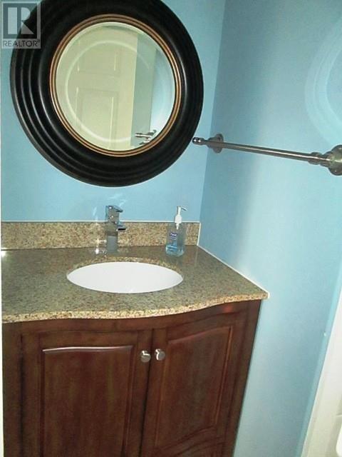 7 Thistle Street Property Photo 9