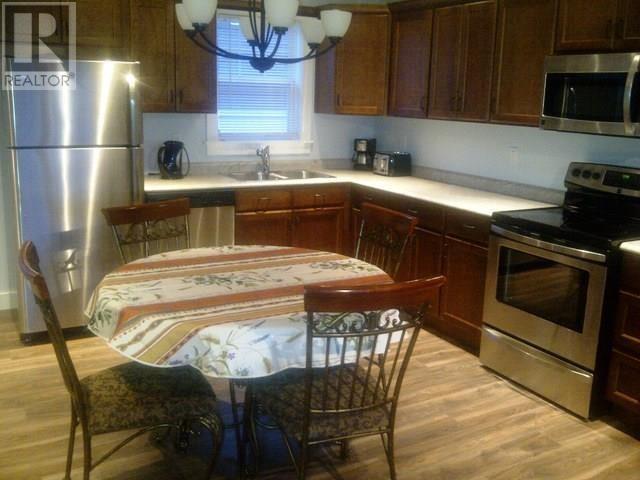 7 Thistle Street Property Photo 13