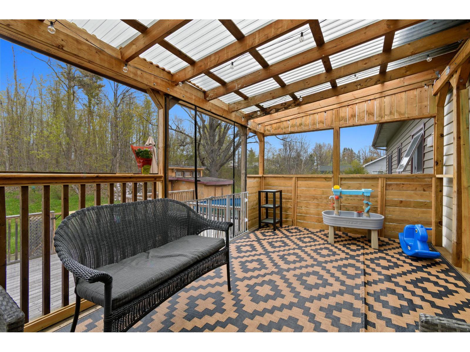 1764 Ch. Du Rubis Property Photo 40