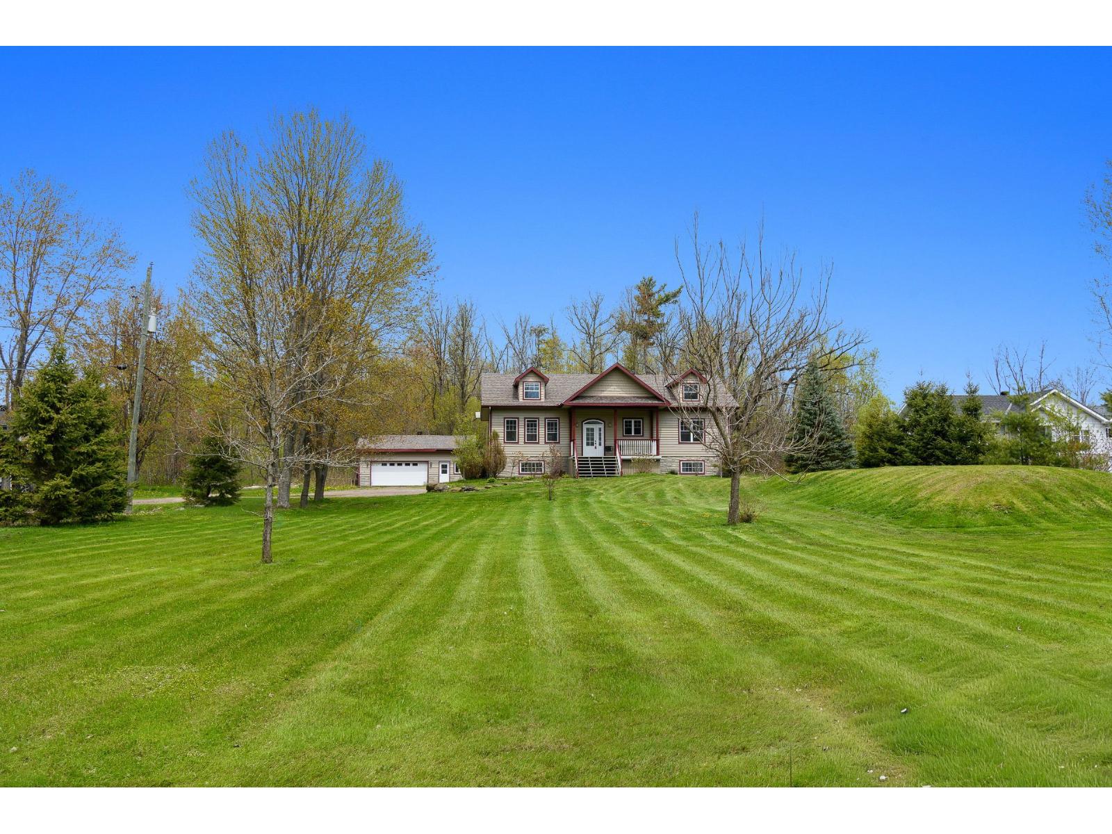 1764 Ch. Du Rubis Property Photo 44