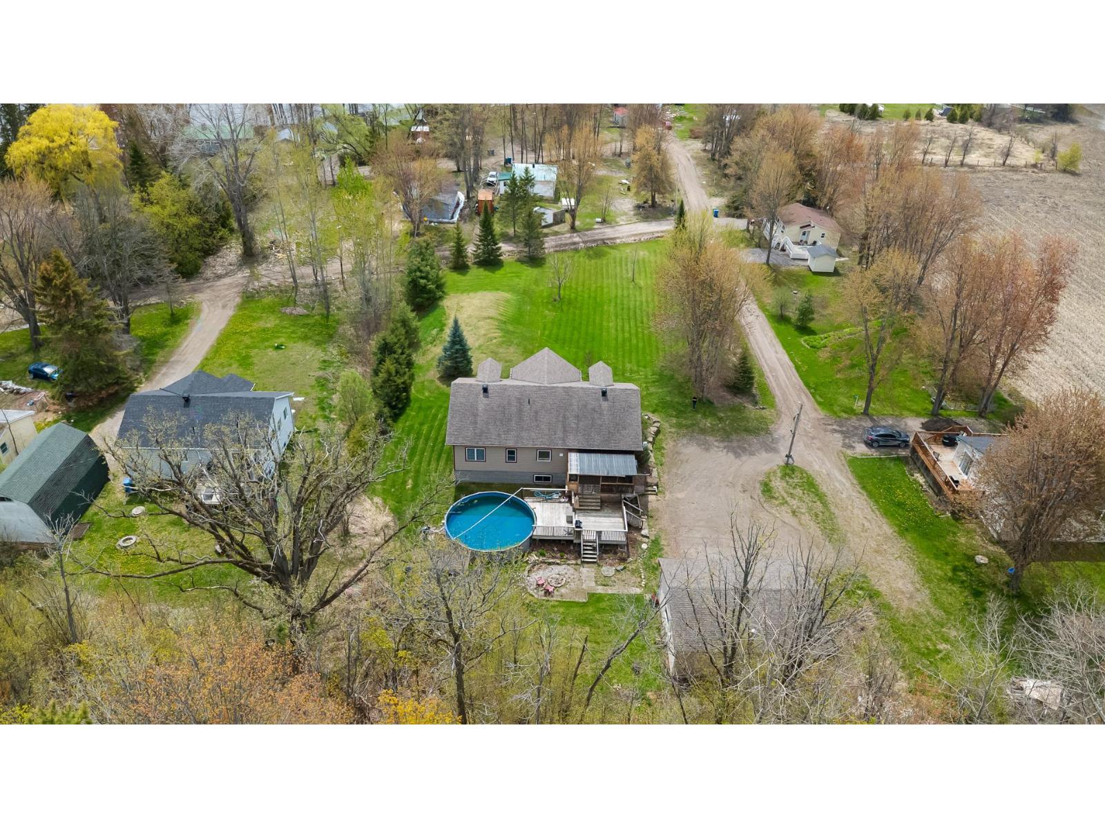 1764 Ch. Du Rubis Property Photo 45