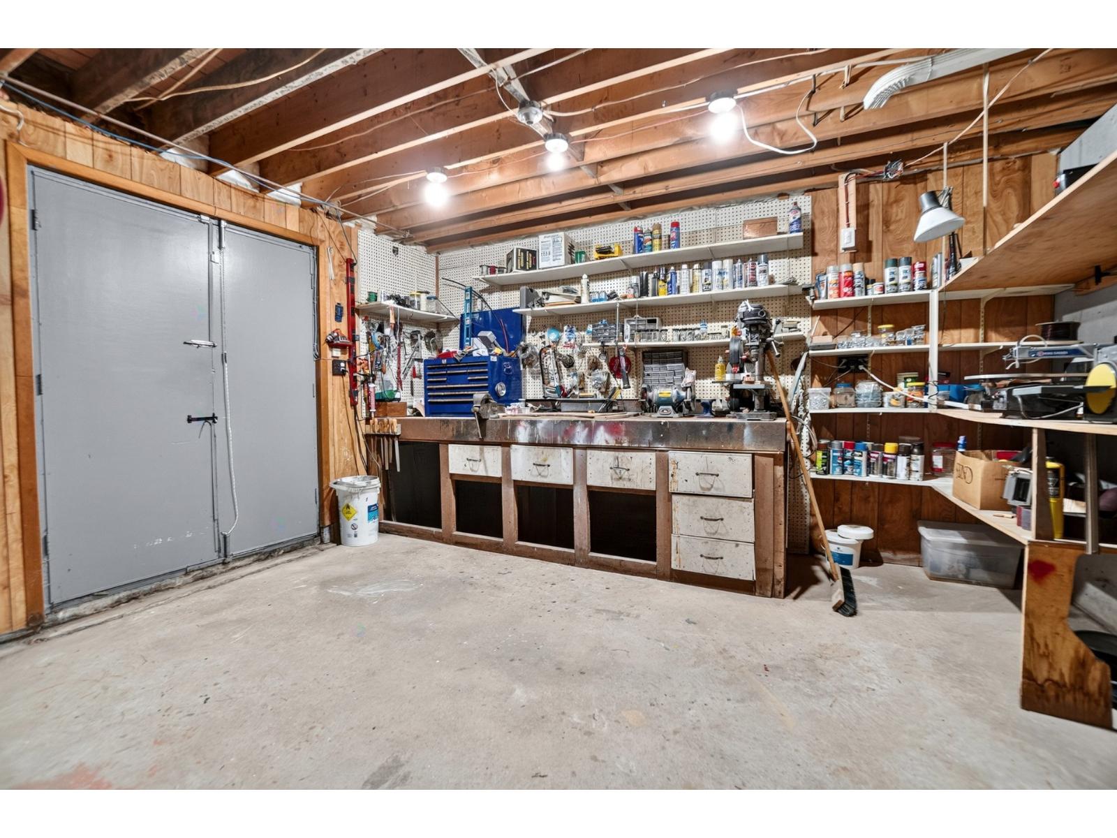 1889 Rg St-david Property Photo 25