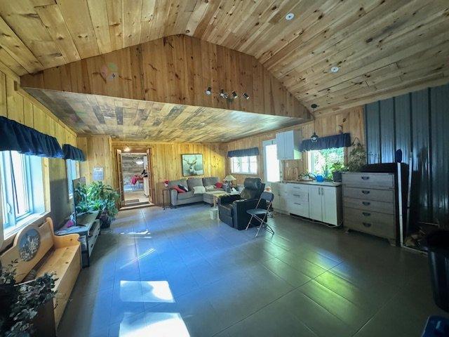 4203z Ch. Du Cordon Property Photo 5
