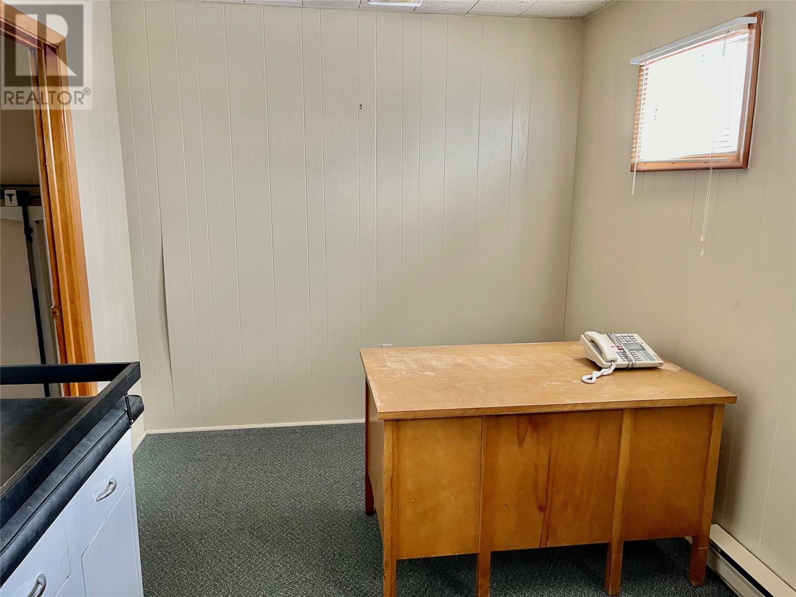84 Memorial Avenue Property Photo 7