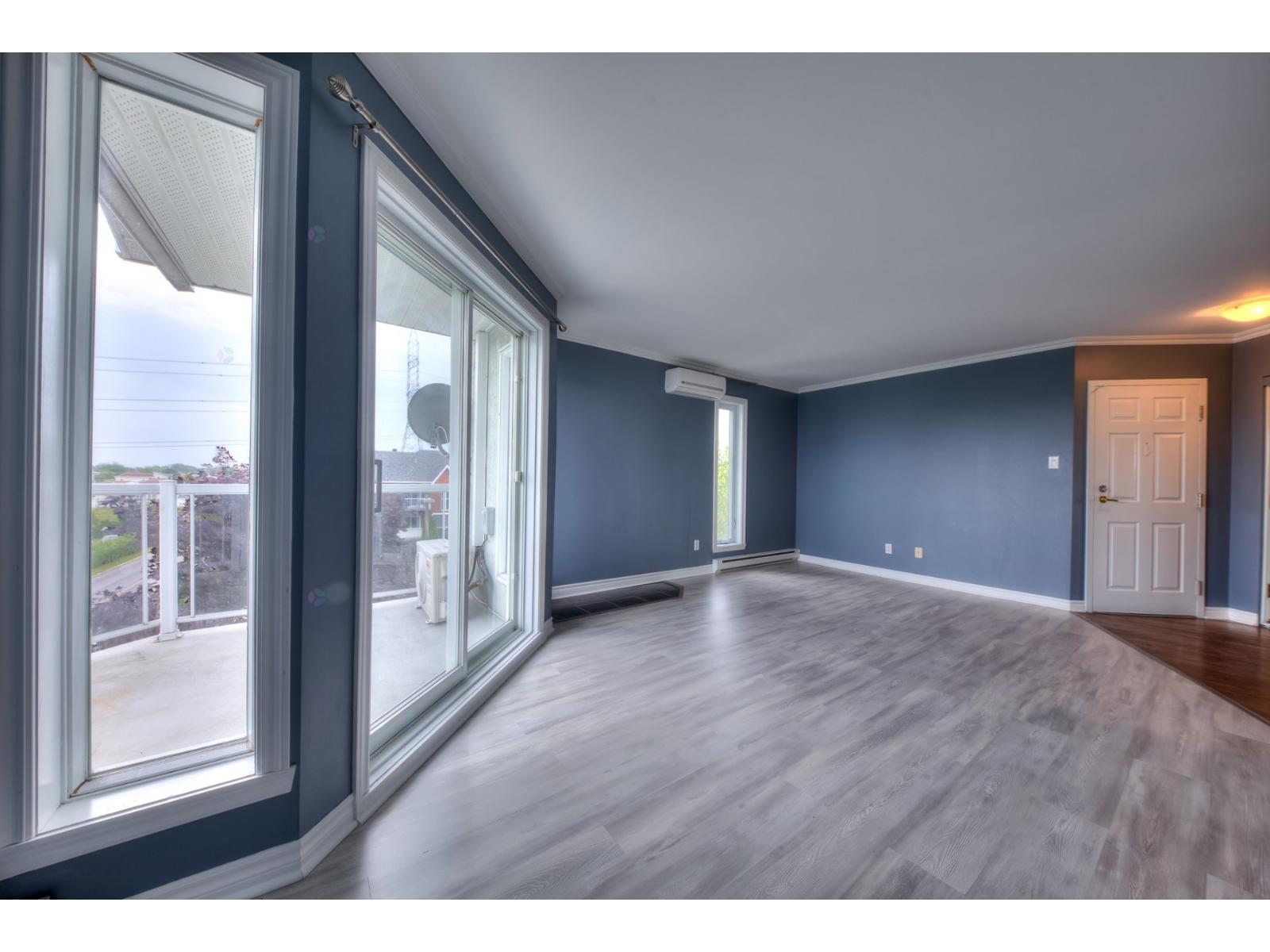 4420 Boul. St-laurent, #108 Property Photo 6