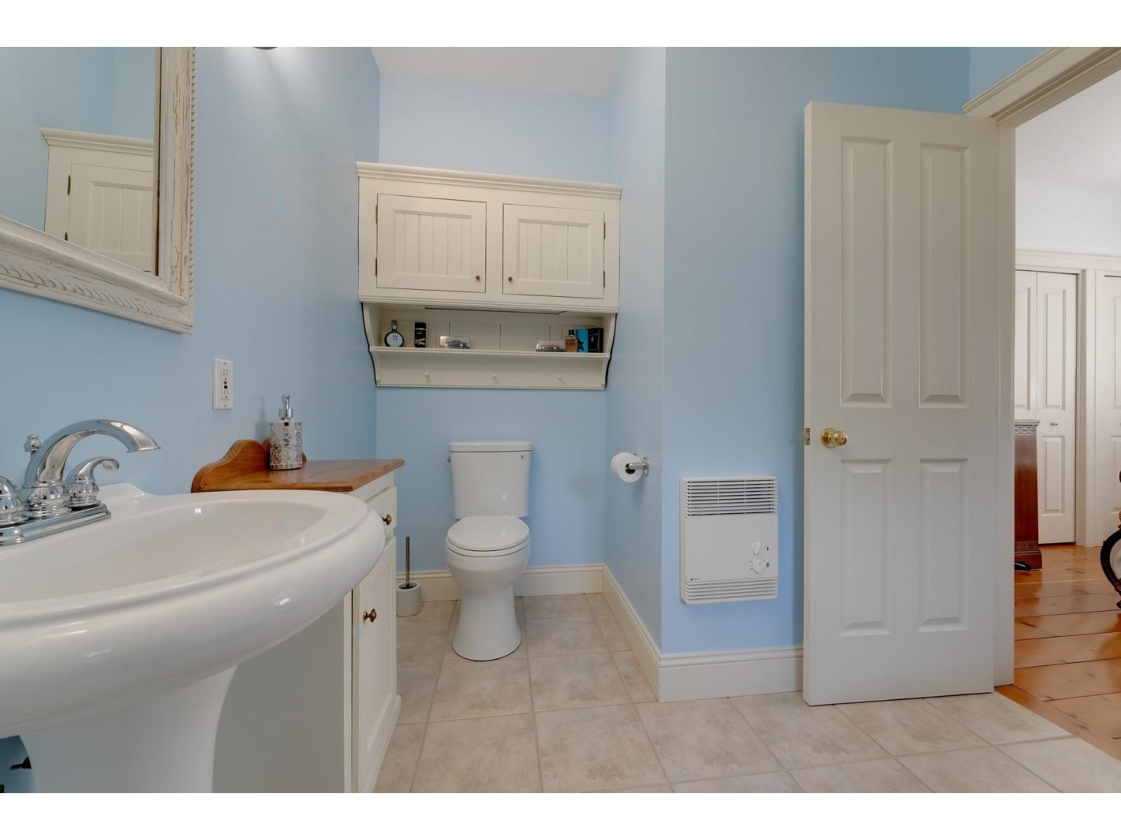 187 Rue Principale Property Photo 18
