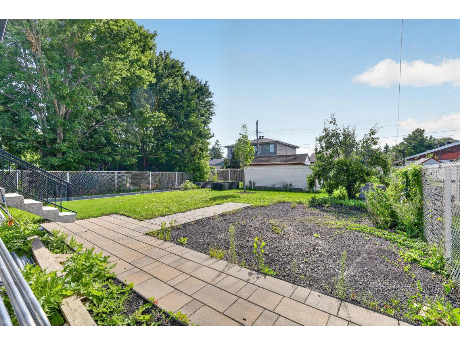 5935 Rue Alphonse Property Photo 45