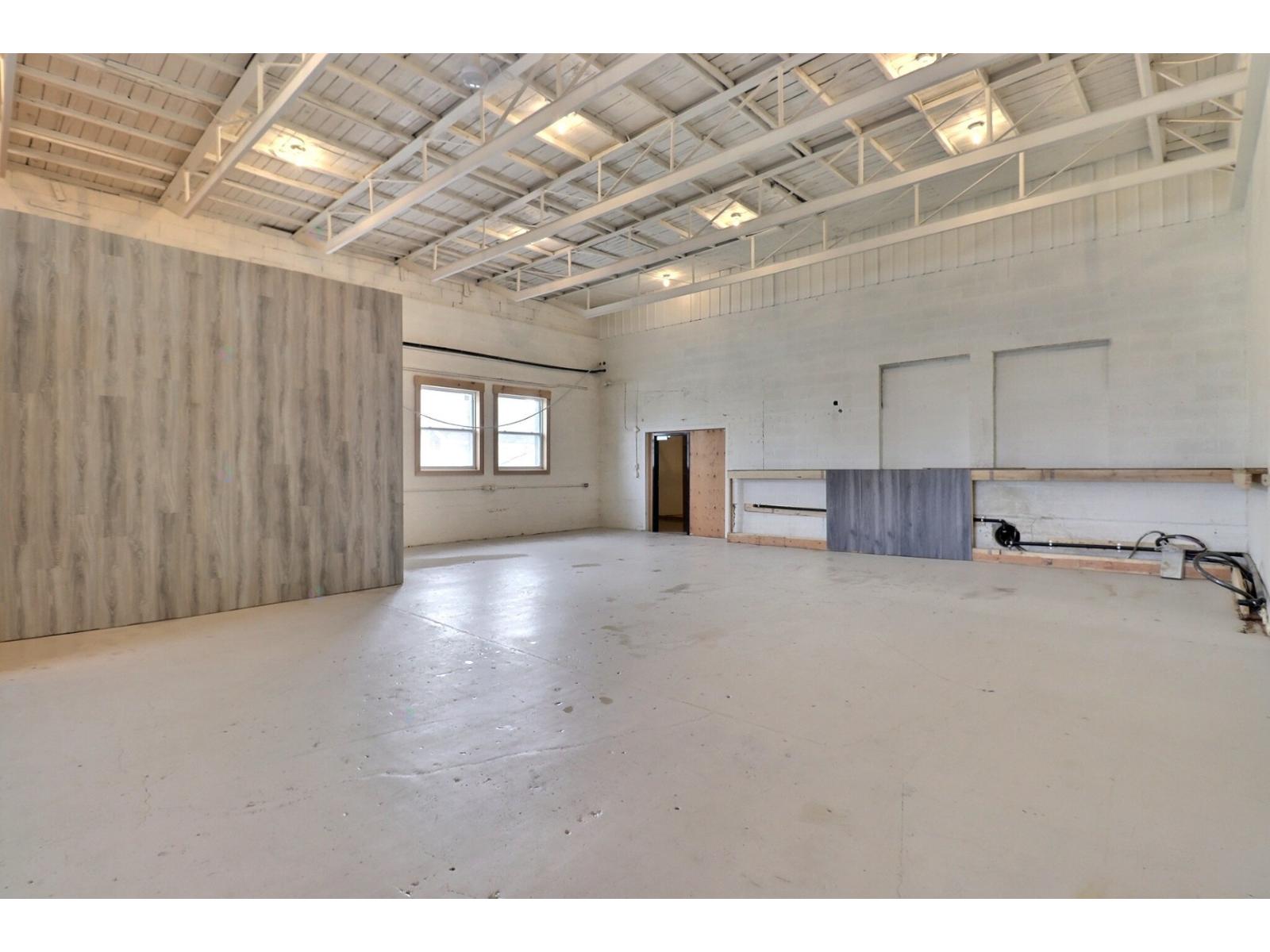 1869 Mtée St-laurent Property Photo 6